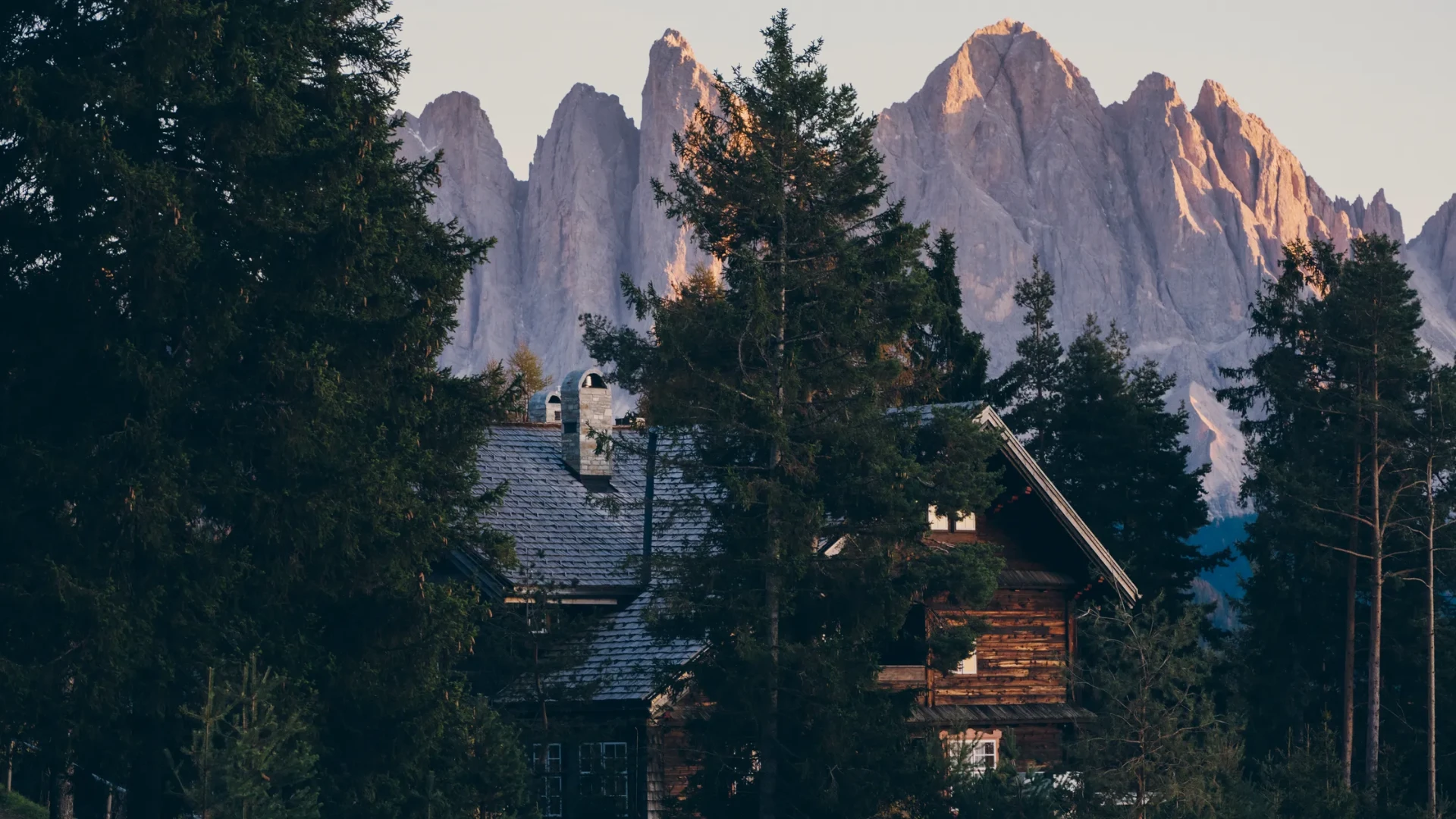 The old villa at first alpenglow